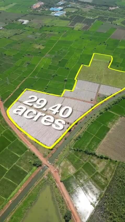 Actual aerial view of the Girola property with the indicative 29.40-acre outline